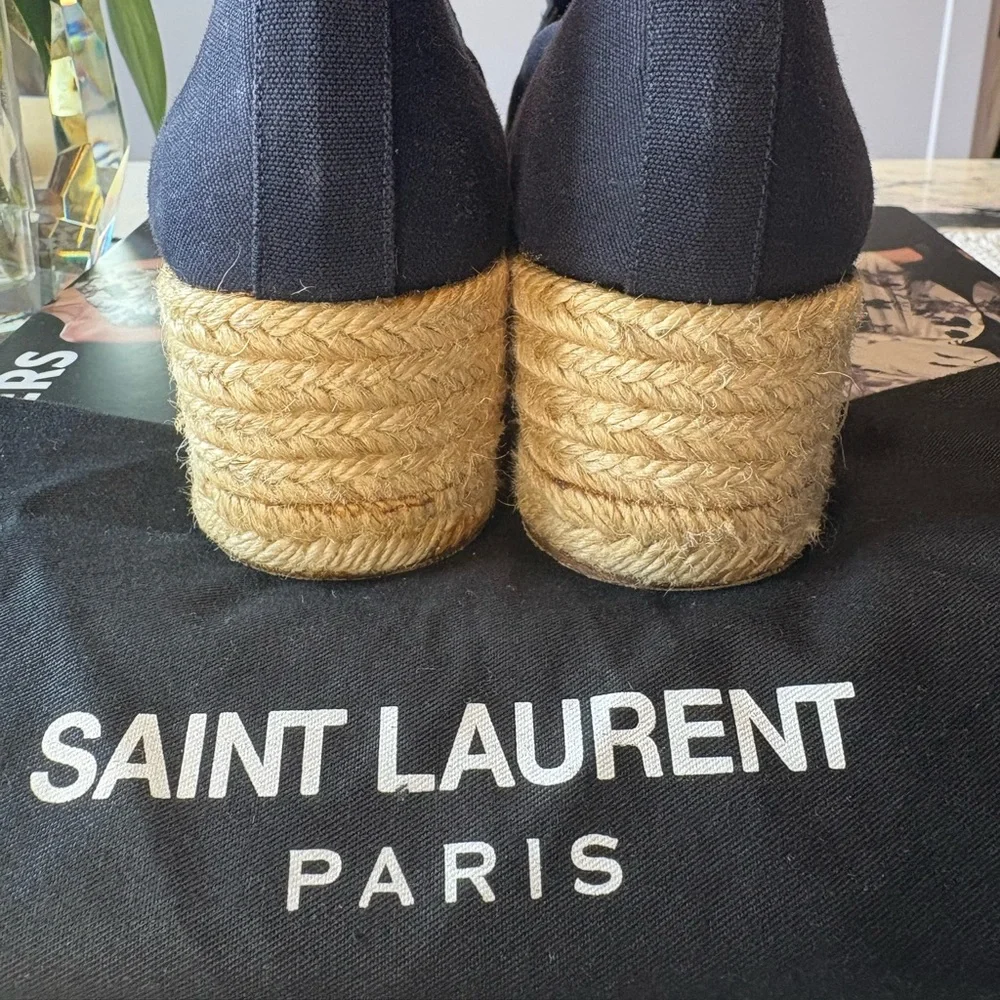 Authentic YSL - Picture 6 of 16